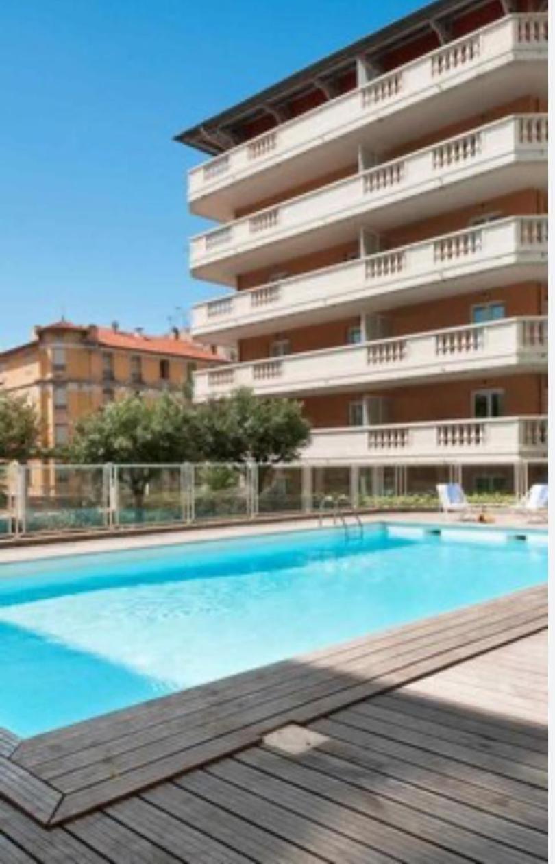 Le Californie Apartment *